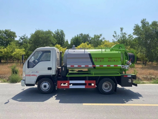 藍牌清洗吸污車
